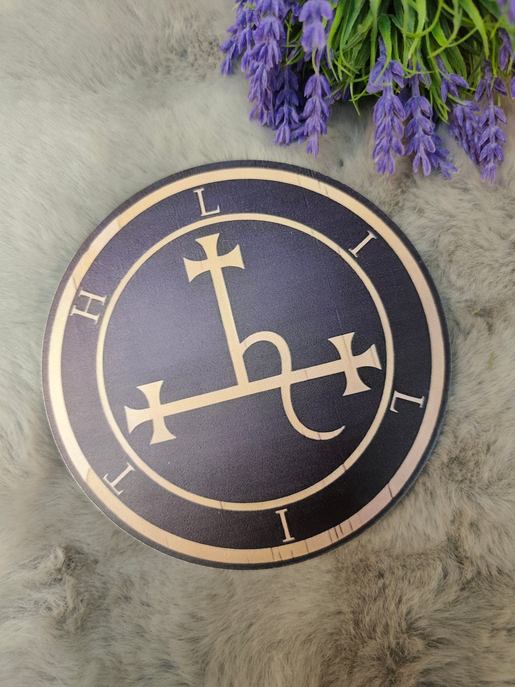 Plato madera Sigilo Hecate